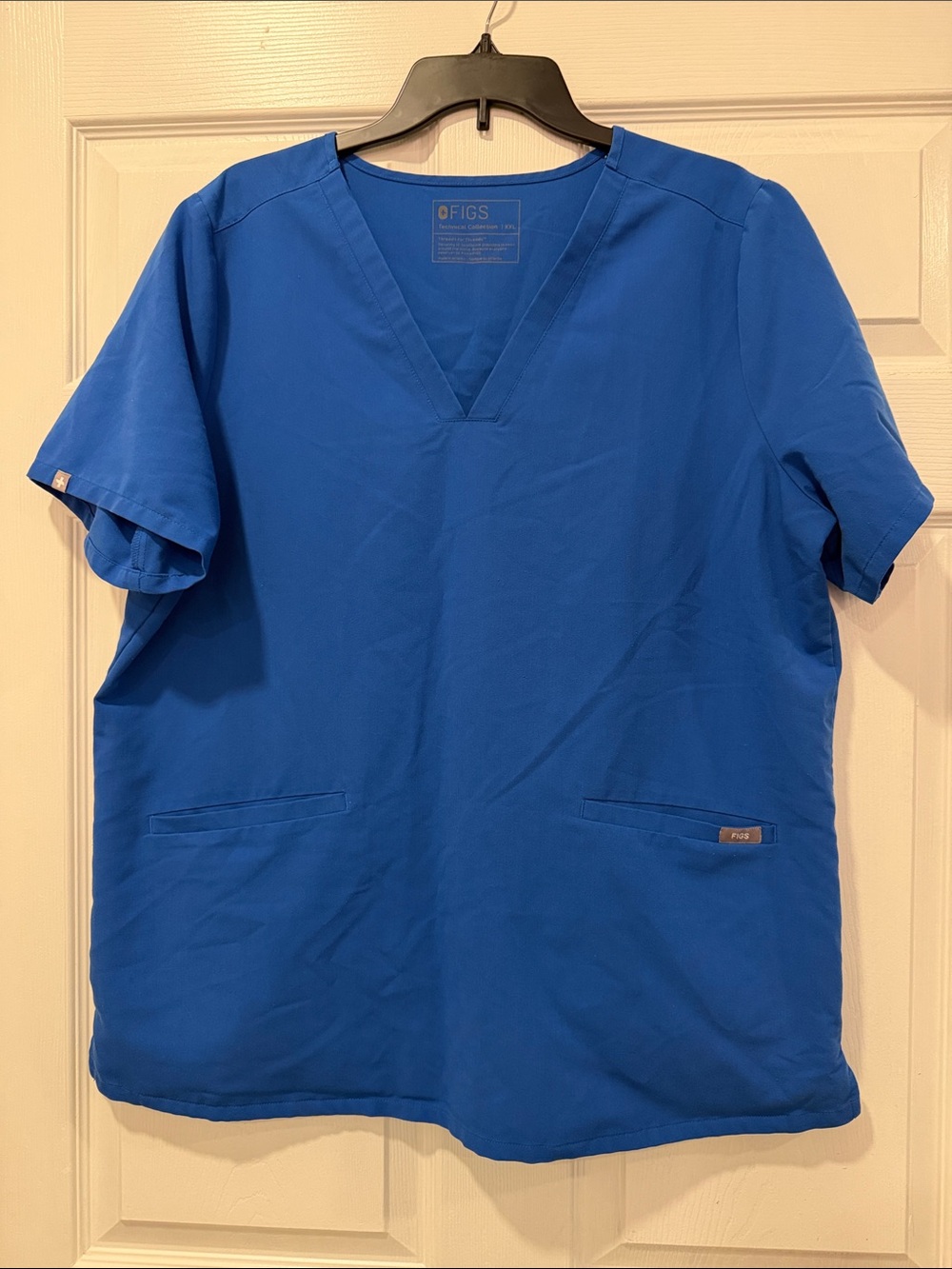 Figs Technical Collection Women’s XXL Scrub Top V-Neck Top Royal Blue